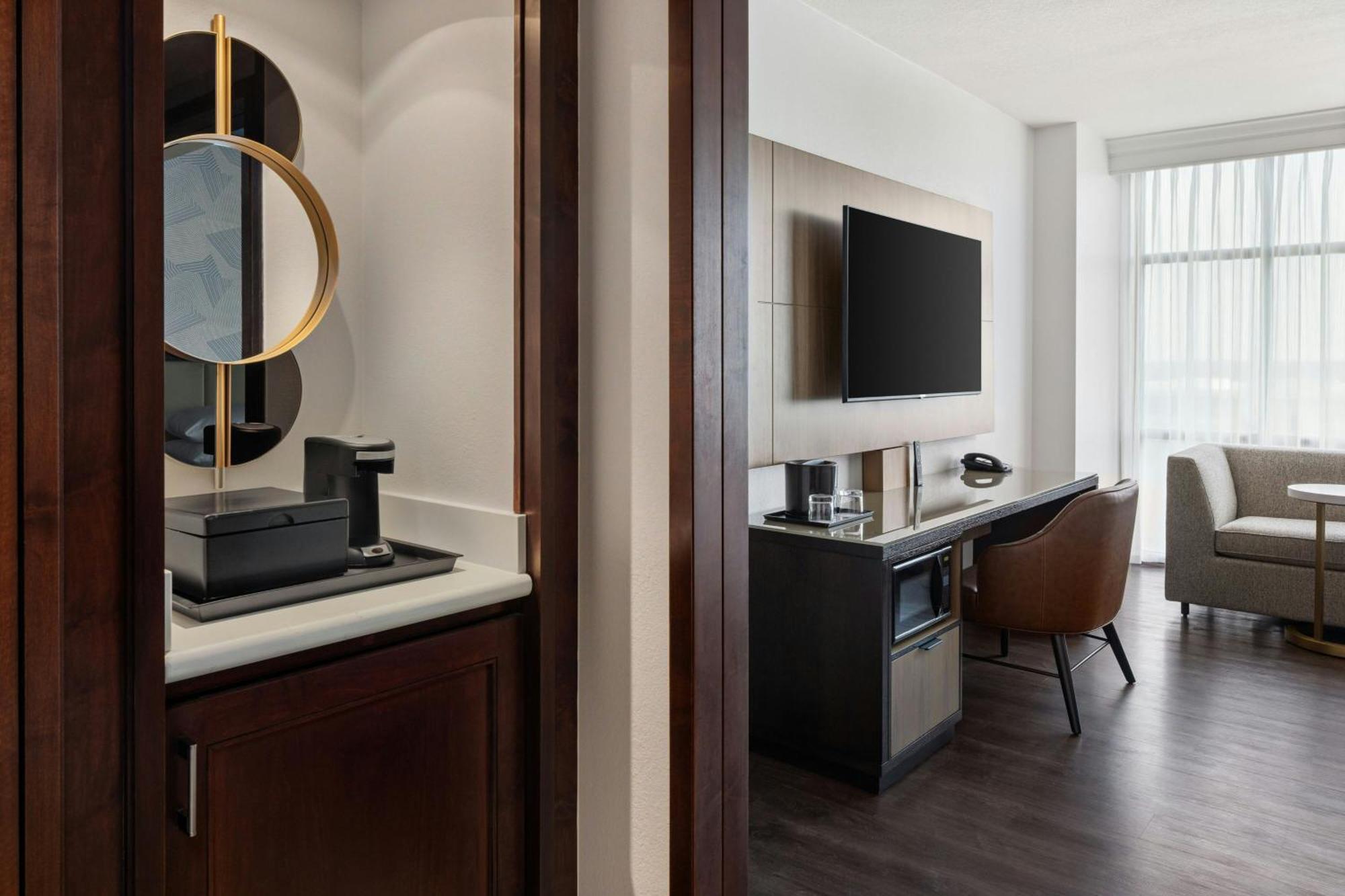 Marriott Bloomington Normal Hotel And Conference Center Екстер'єр фото