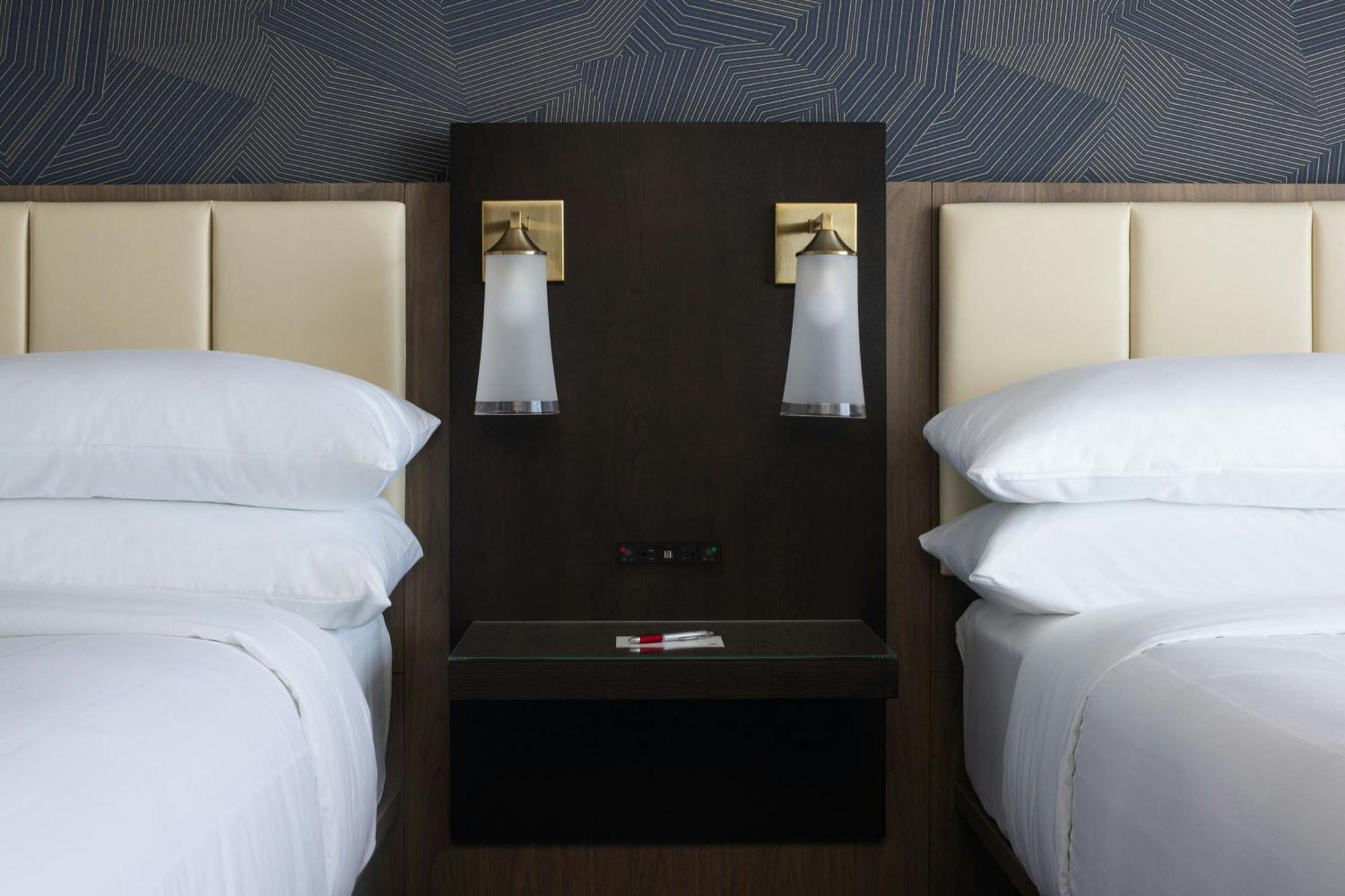 Marriott Bloomington Normal Hotel And Conference Center Екстер'єр фото